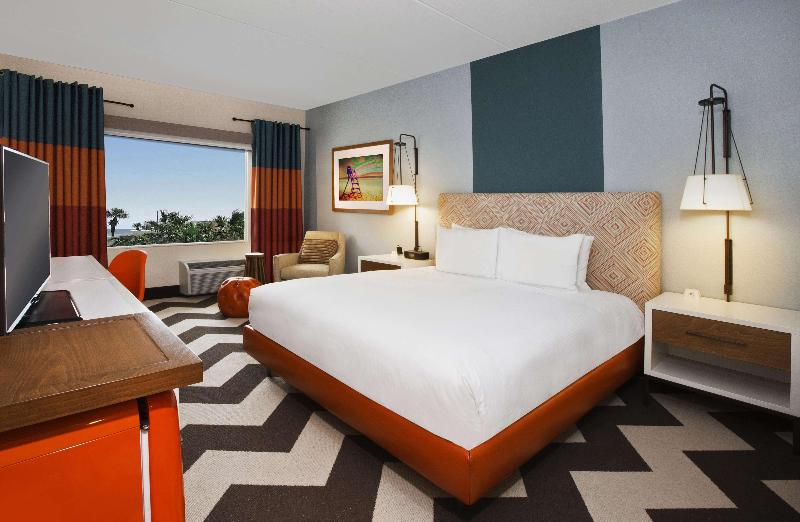 اتاق استاندارد با چشم‌انداز استخر, Doubletree By Hilton Hotel Galveston Beach