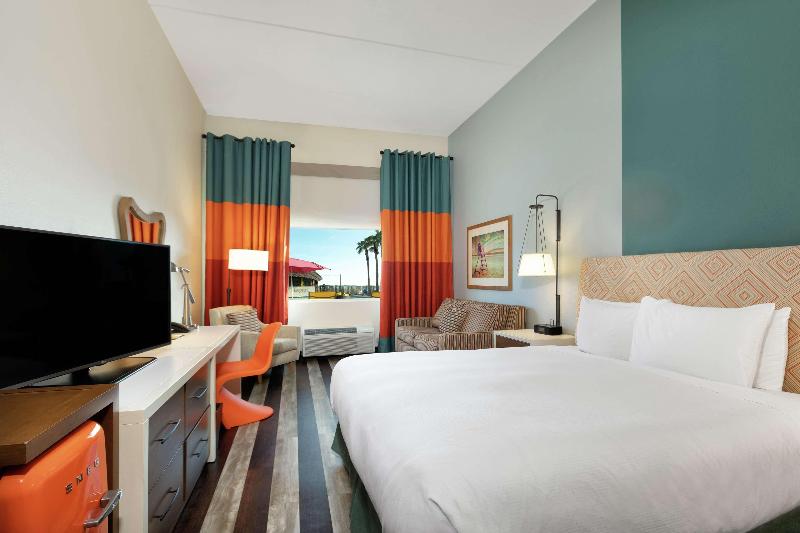 اتاق استاندارد با تخت بزرگ, Doubletree By Hilton Hotel Galveston Beach