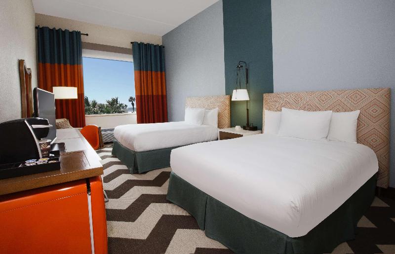 اتاق استاندارد با چشم‌انداز استخر, Doubletree By Hilton Hotel Galveston Beach