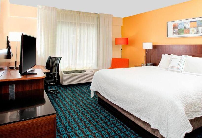 اتاق استاندارد با تخت بزرگ, Macon Hotel & Suites
