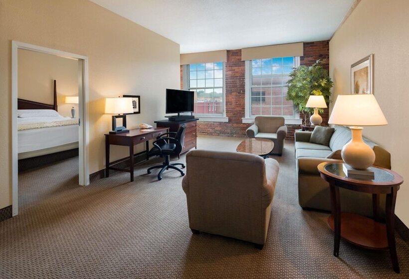 سوییت, Hawthorn Extended Stay By Wyndham Rome