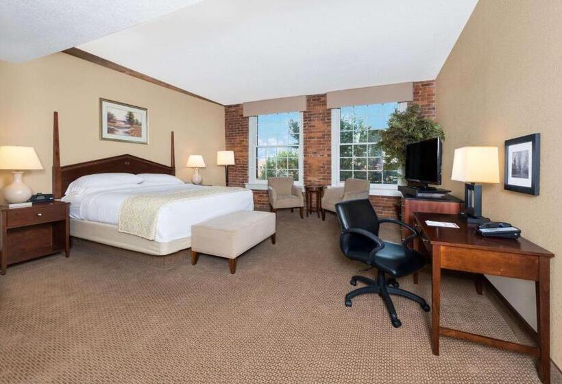 اتاق سوپریور با تخت بزرگ, Hawthorn Extended Stay By Wyndham Rome