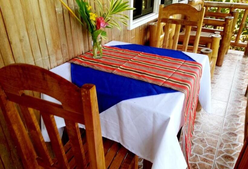 بانگلوی استاندارد, Hof Gorei Beach Resort Davao