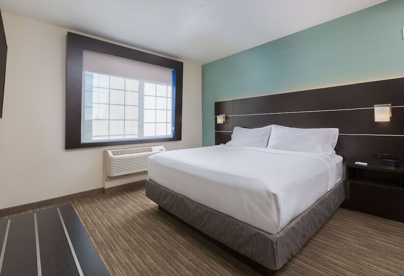 Suite, Holiday Inn Express  & Suites Eugene Downtown  University