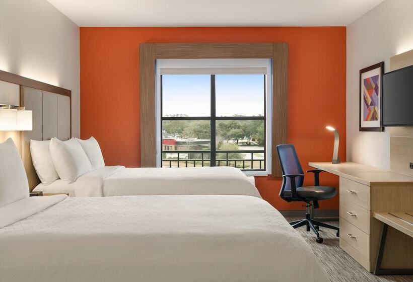 Standard Room, Holiday Inn Express  & Suites Mount Pleasant  Charleston