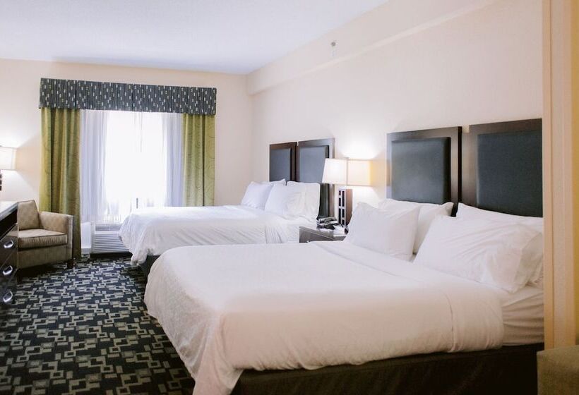 Suite Accessibile ai persone con mobilità ridotta, Holiday Inn Express  & Suites Raleigh Sw  At Nc State