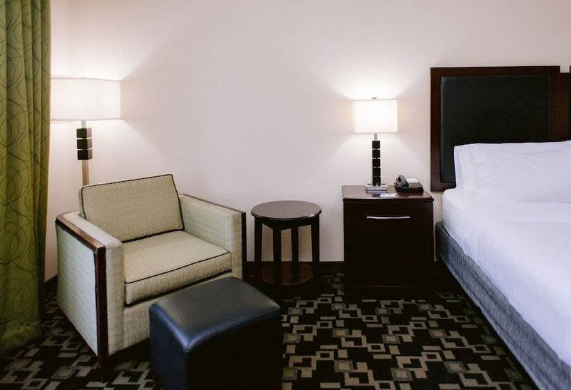 سوئیت برای معلولان, Holiday Inn Express Hotel Raleigh Southwest, An Ihg