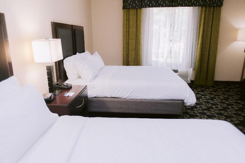 سوییت, Holiday Inn Express Hotel Raleigh Southwest, An Ihg