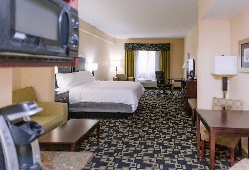 سوییت, Holiday Inn Express  & Suites Raleigh Sw  At Nc State