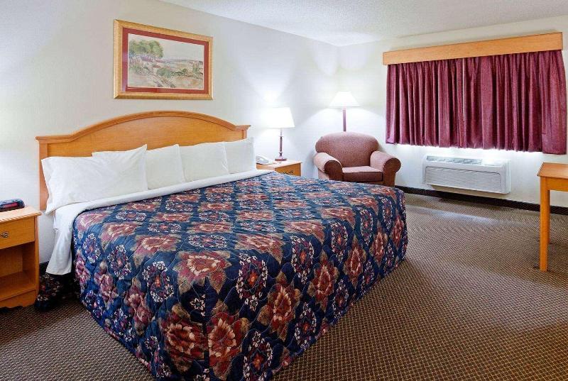 身障者適用スタンダードルーム, Holiday Inn Express & Suites Rapid City, An Ihg