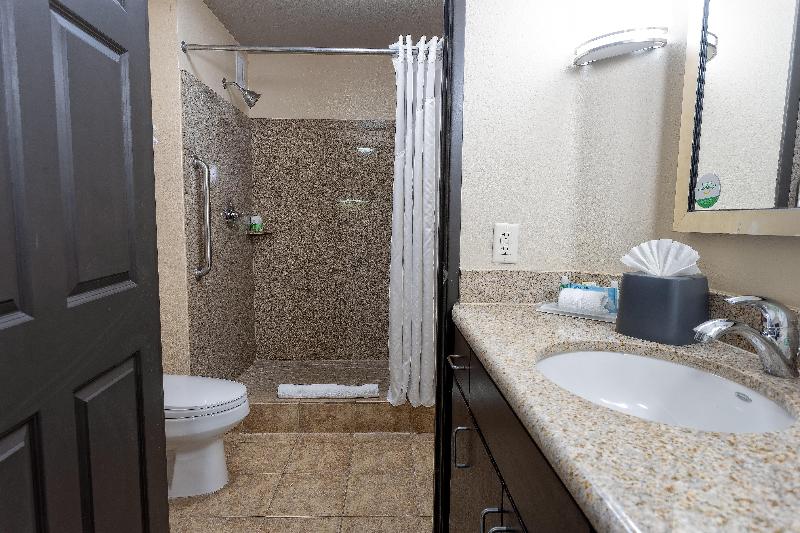اتاق استاندارد, Holiday Inn Oceanside Marina Camp Pendleton, An Ihg