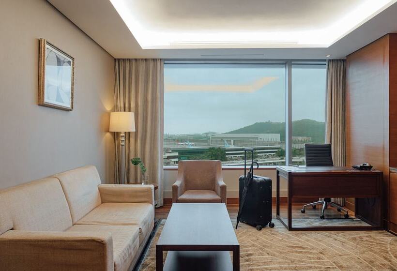 Premium Suite, Lotte City  Gimpo Airport