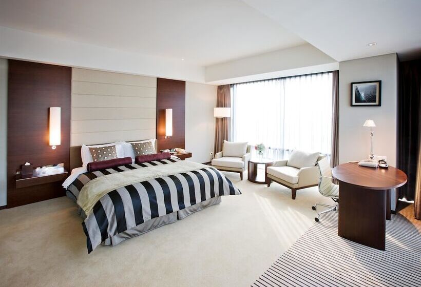 اتاق پرمیوم, Ramada Plaza By Wyndham Suwon