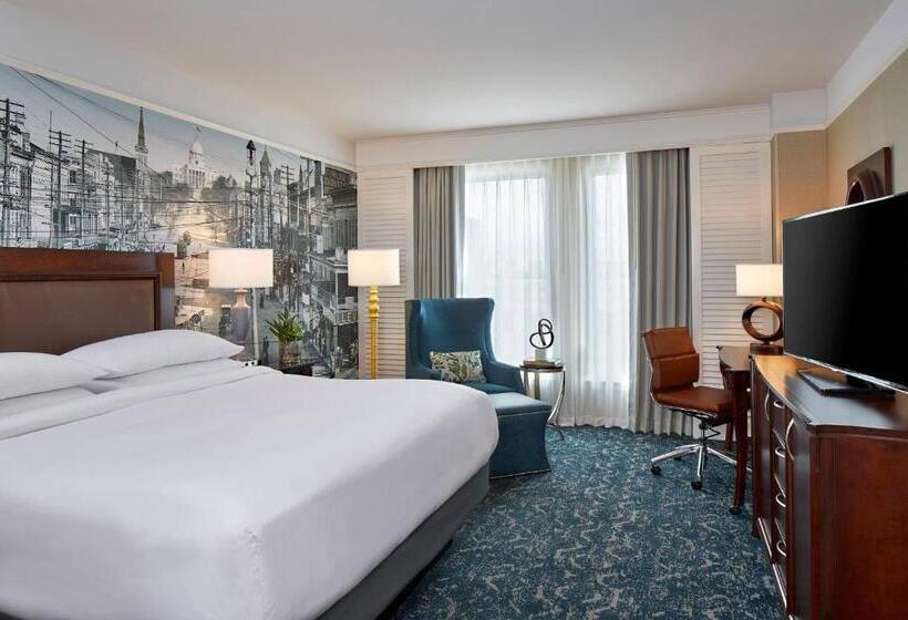 سوئیت جونیور با تخت بزرگ, Renaissance Montgomery Hotel & Spa At The Convention Center
