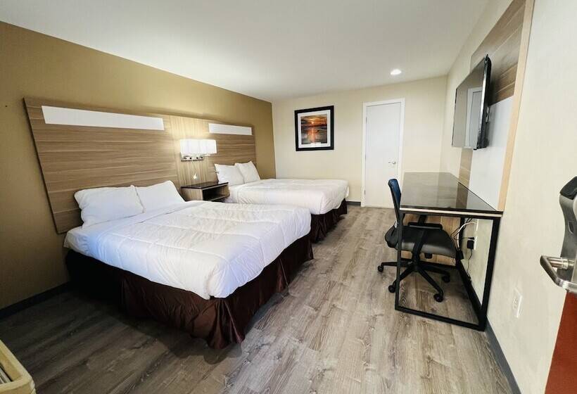 Standard Room 2 Double Beds, Rodeway Inn Oceanview Atlantic City