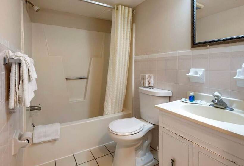 سوییت, Rodeway Inn Oceanview