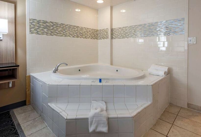 سوییت, Rodeway Inn Oceanview