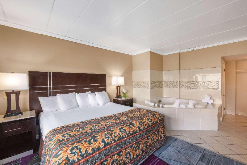 سوییت, Rodeway Inn Oceanview