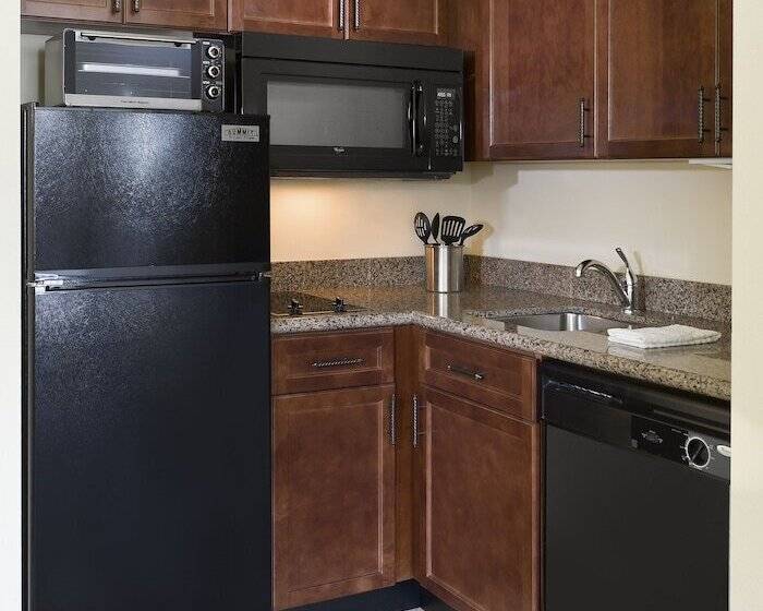 Studio Standard, Staybridge Suites El Paso Airport Area