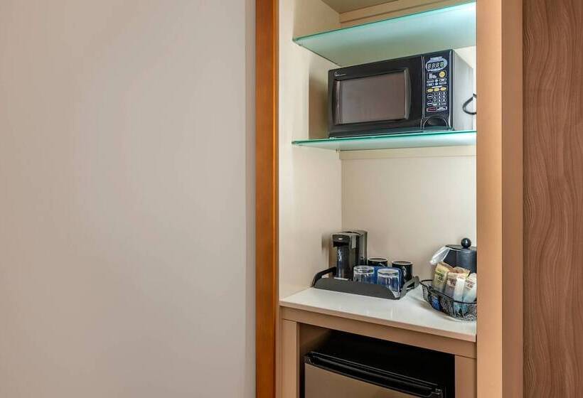 استودیوی استاندارد, Springhill Suites Vero Beach