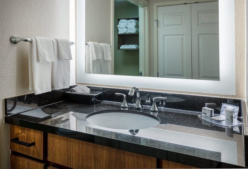 سوییت, Staybridge Suites Wilmington East, An Ihg
