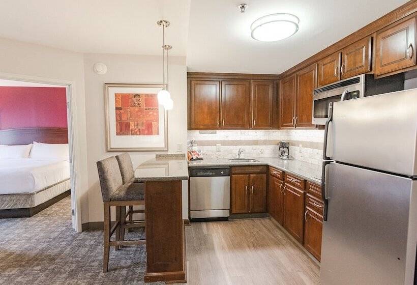سوییت, Staybridge Suites Wilmington East, An Ihg