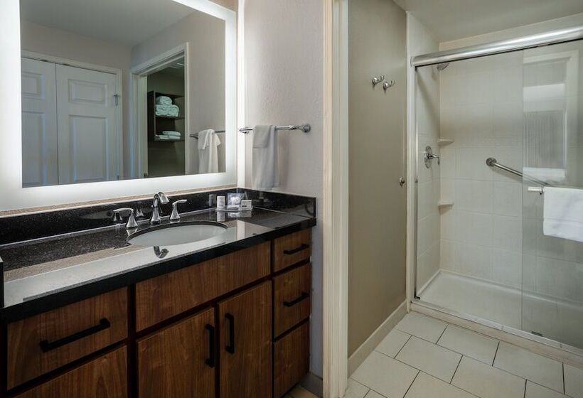 Suite, Staybridge Suites Wilmington East