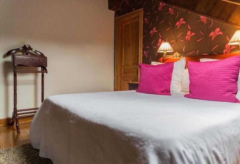 سوئیت جونیور با ماساژ آبی, Casona Del Nansa