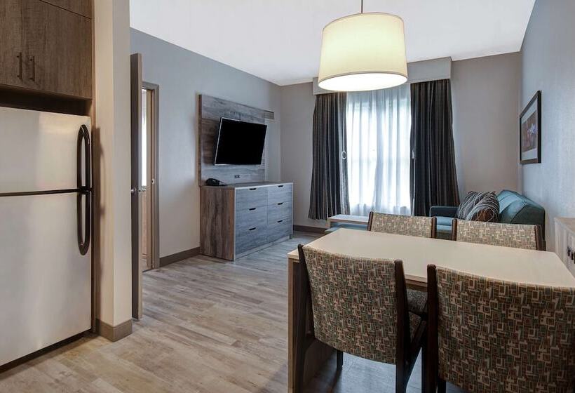 سوییت, Homewood Suites Lexington Hamburg