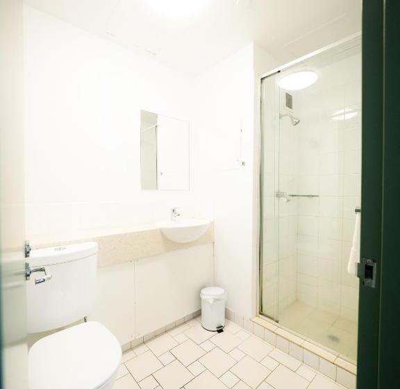 اتاق استاندارد با تخت بزرگ, Yha Sydney Central