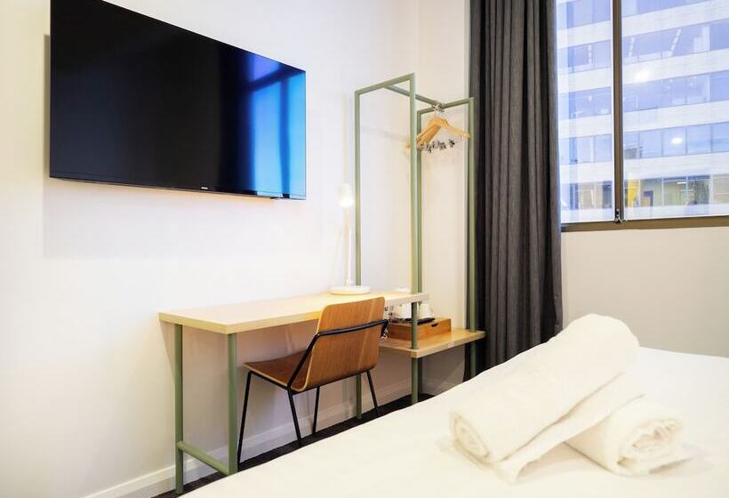 اتاق استاندارد با تخت بزرگ, Yha Sydney Central