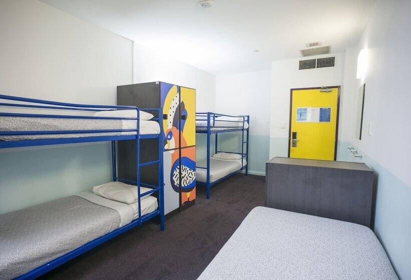 Bed in Shared Room with Shared Bathroom, Yha Sydney Central