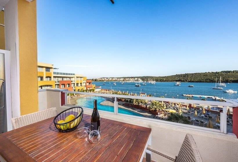 آپارتمان سوپریور 1 خوابه با چشم‌انداز دریا, Family Resort Del Mar