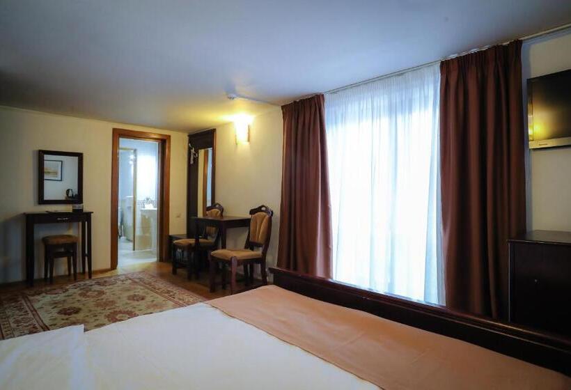 اتاق اکونومی یک تخته, Royal Boutique Hotel Poiana Brasov