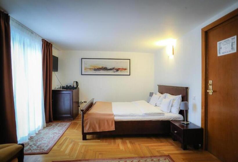 اتاق اکونومی یک تخته, Royal Boutique Hotel Poiana Brasov