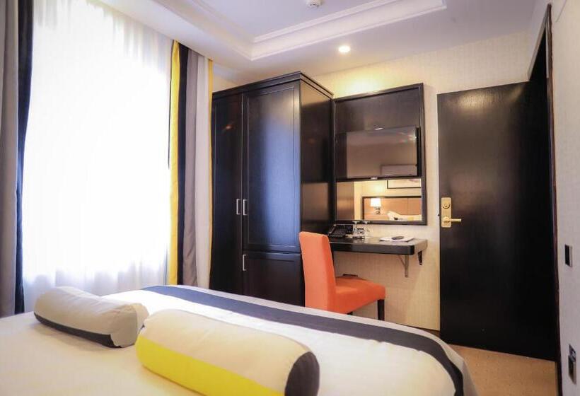 سوییت لوکس, Royal Boutique Hotel Poiana Brasov