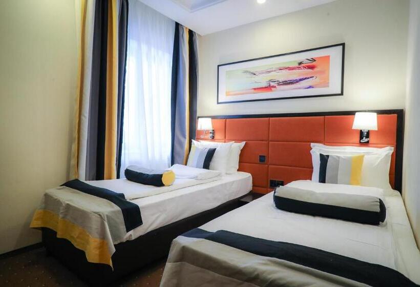 سوییت لوکس, Royal Boutique Hotel Poiana Brasov