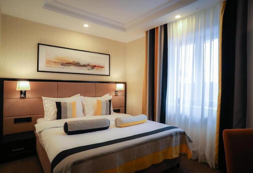 سوییت لوکس, Royal Boutique Hotel Poiana Brasov