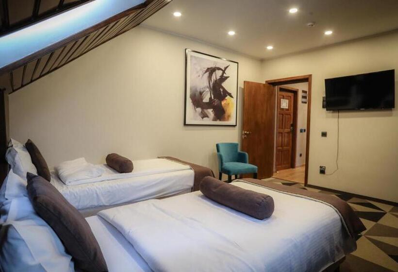 سوییت لوکس, Royal Boutique Hotel Poiana Brasov