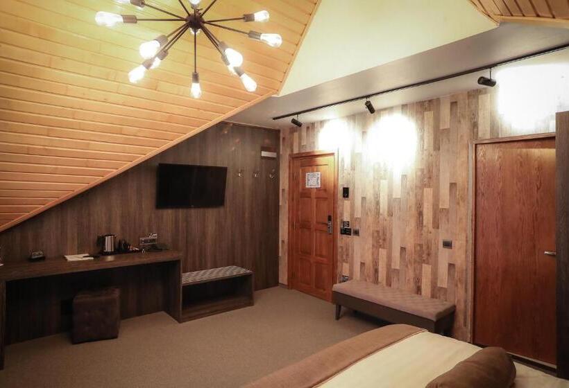 اتاق لوکس با بالکن, Royal Boutique Hotel Poiana Brasov