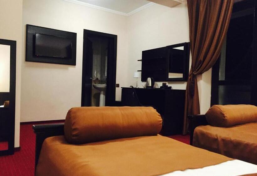 اتاق لوکس با بالکن, Royal Boutique Hotel Poiana Brasov