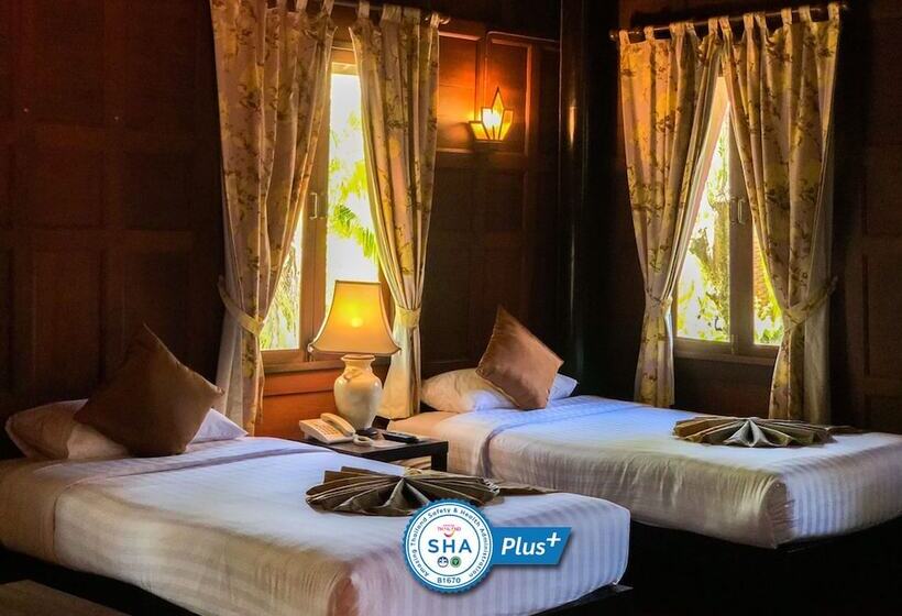 اتاق لوکس, Baan Amphawa Resort & Spa