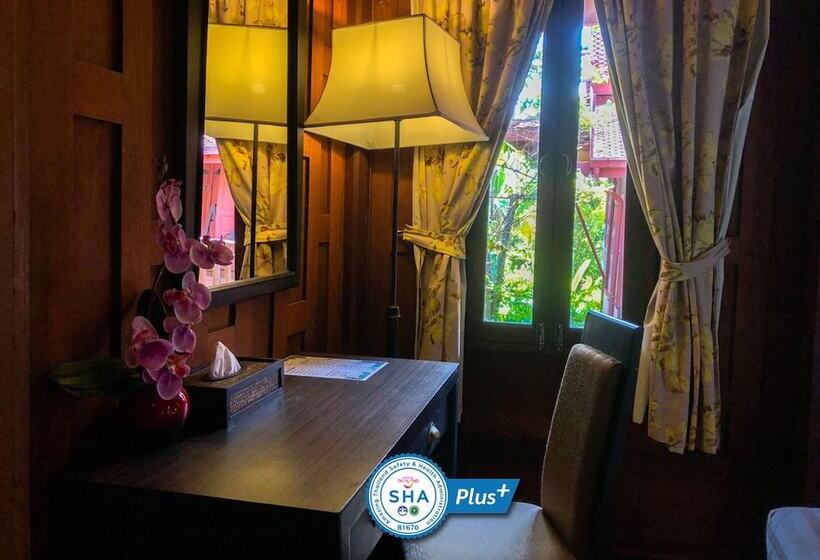 اتاق لوکس, Baan Amphawa Resort & Spa