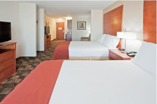 Quarto Estandar para Deficientes Físicos, Holiday Inn Express  & Suites Bainbridge