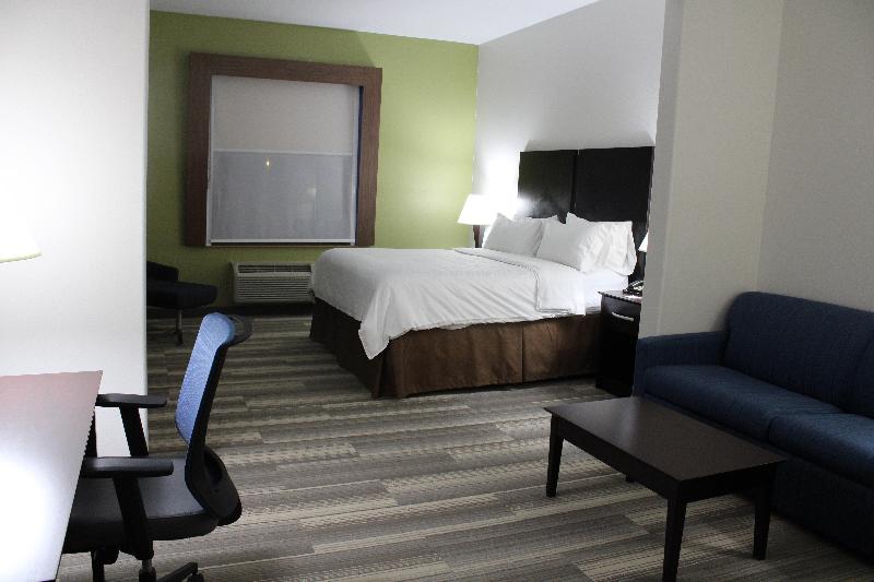 اتاق استاندارد با تخت بزرگ, Holiday Inn Express And Suites Heber Springs
