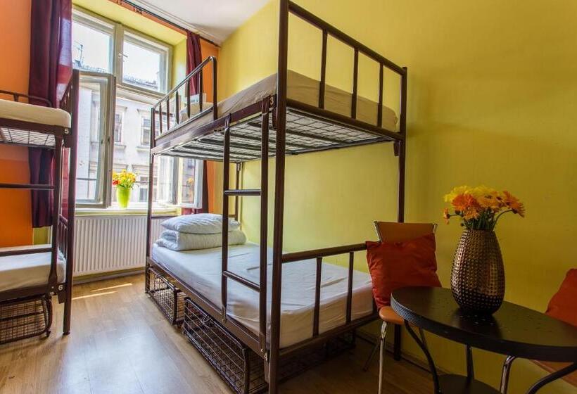 Bed in Shared Room with Shared Bathroom, Let S Rock Party Hostel! Age Limit From 18 Until 40!