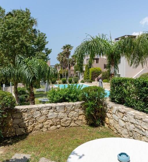 استودیوی استاندارد, Plakias Resorts