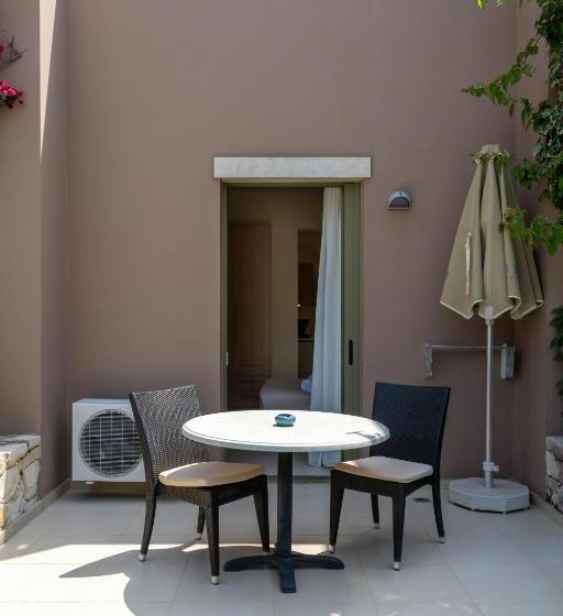 استودیوی استاندارد, Plakias Resorts