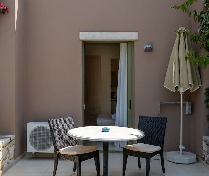 استودیوی استاندارد, Plakias Resorts