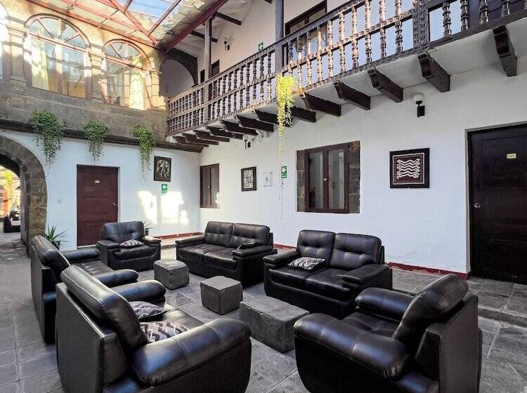 اتاق استاندارد یک نفره, Cusco Plaza Saphi